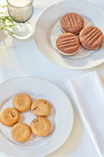 Load image into Gallery viewer, "Evelyn's Bakes" Recipe Book